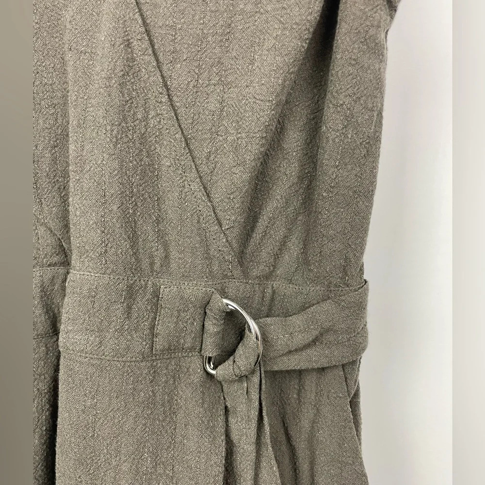 ASTR The Label Green Textured Cropped Wide Leg Jumpsuit - Picture 7 of 10